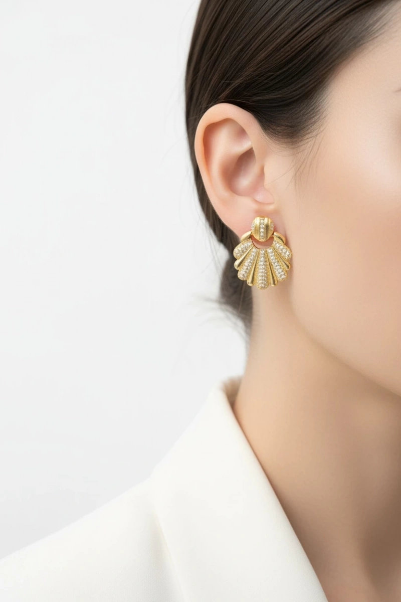 Aureen Model Gold Altın Kaplama Küpe