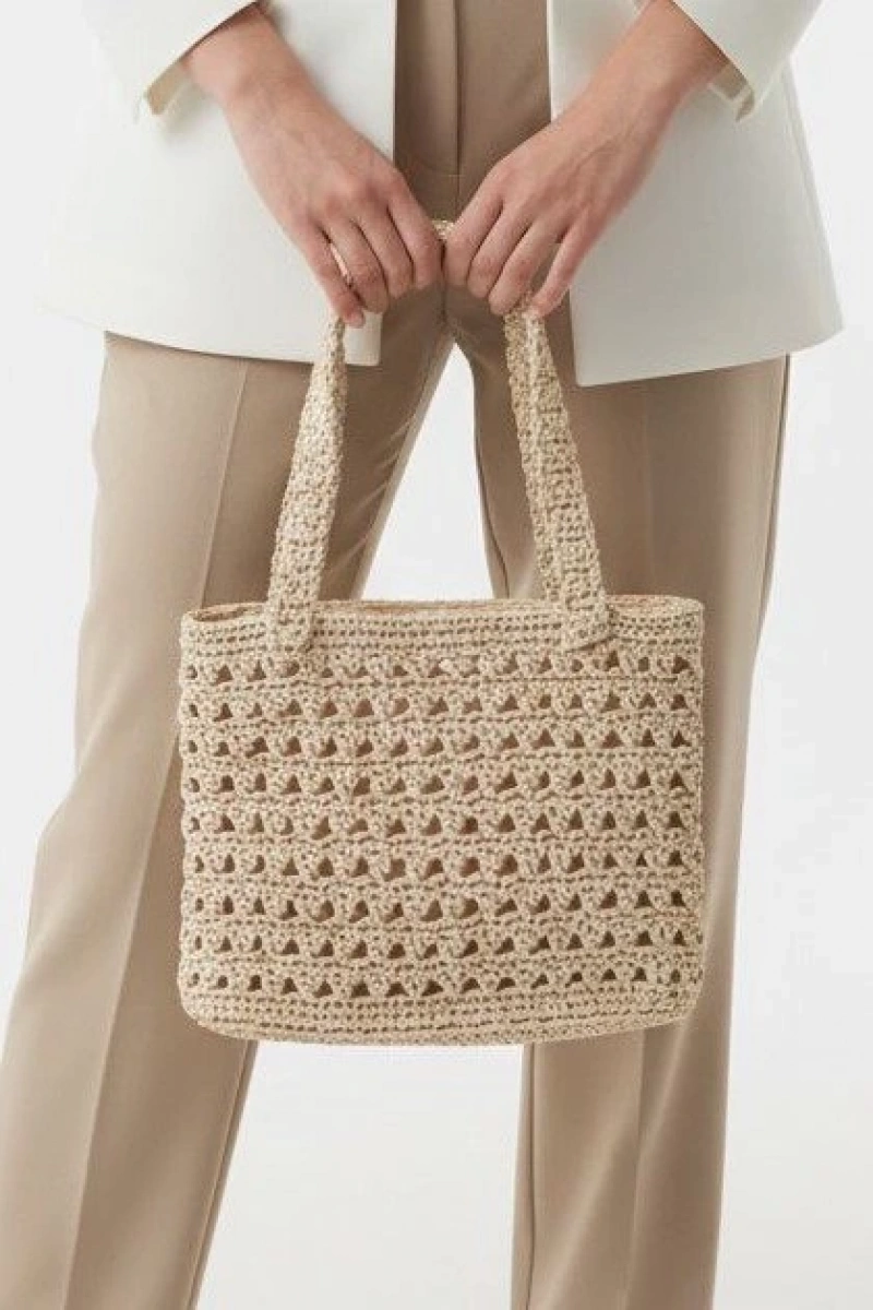 El Yapımı Hasır Model Bej Renk Kadın Kol Çantası