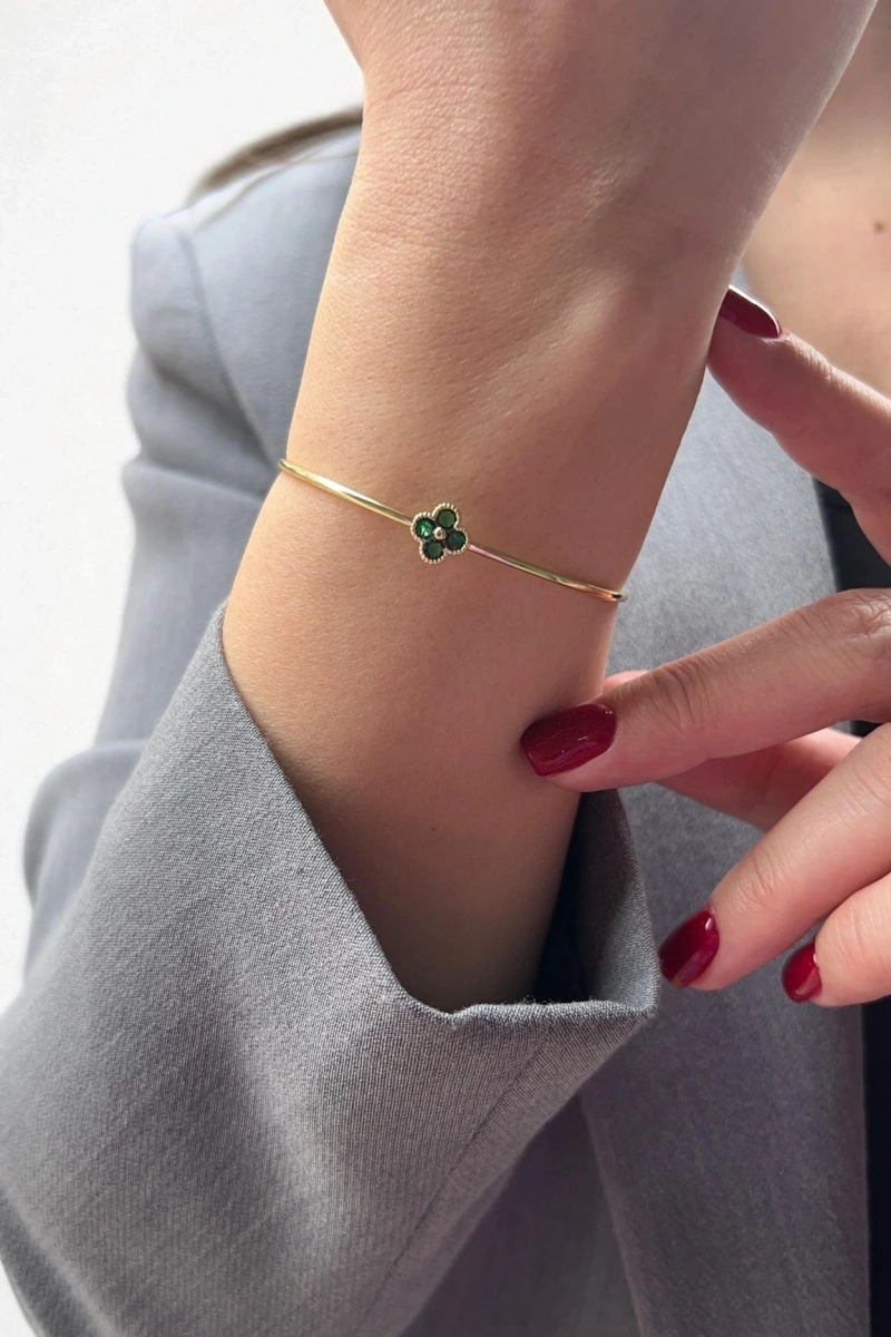 Yeşil Taş Yonca Detay Gold Altın Kaplama Bileklik