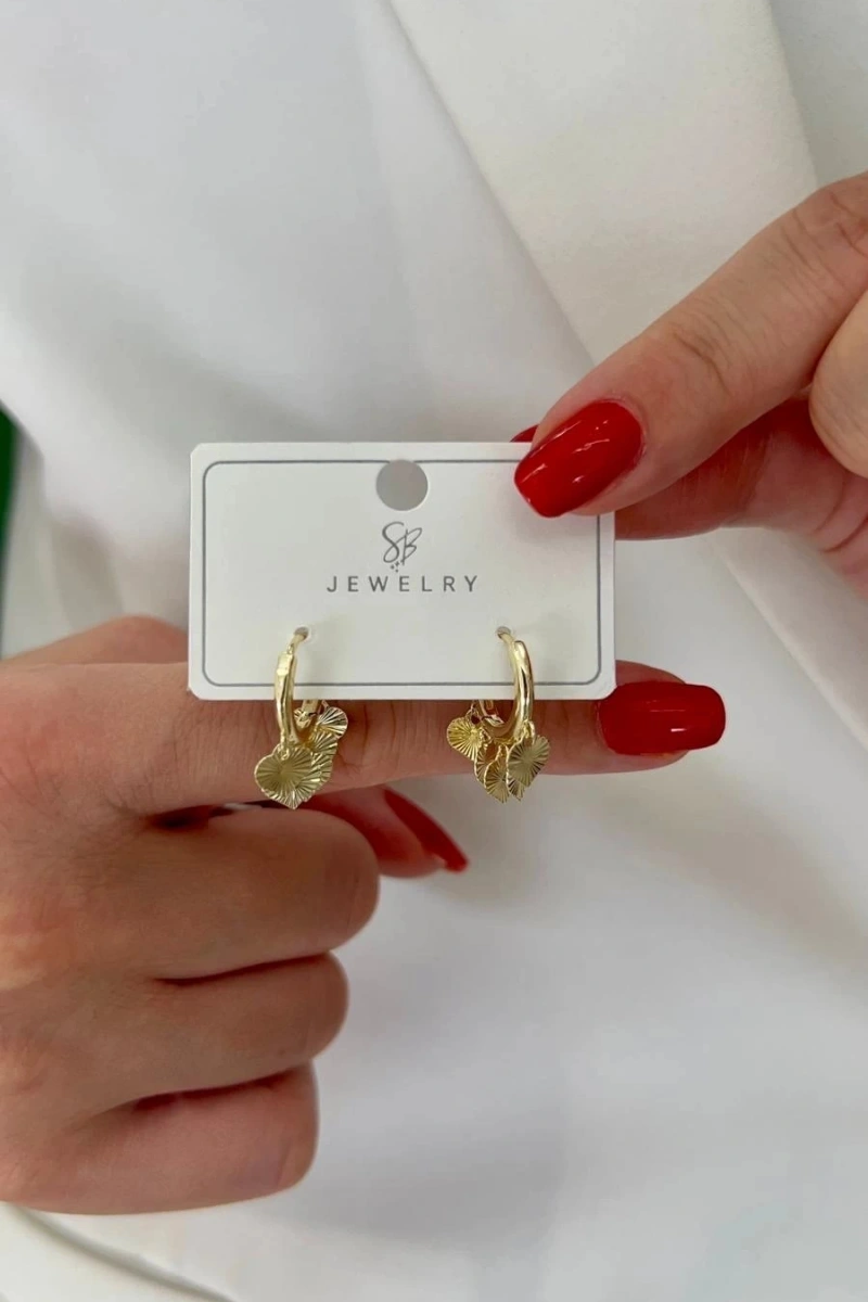 Shakira Model Kalp Detay Gold Altın Kaplama Çoklu Küpe