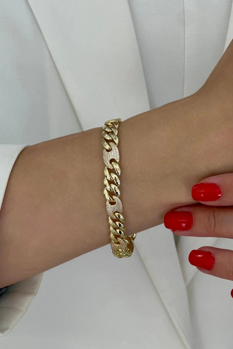 İnce Ezik Bağlı Model Düğme Geçiş Detay Gold Altın Kaplama Bileklik