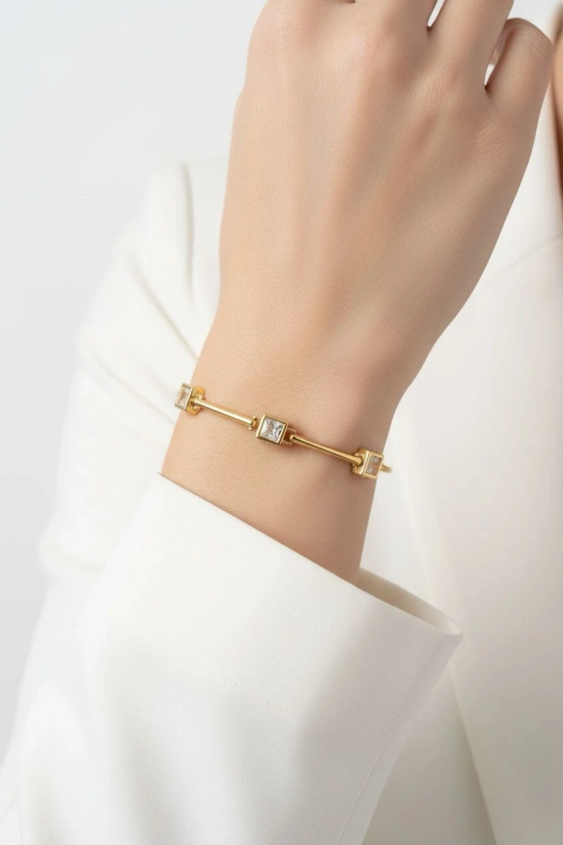 Cam Kare Geçişli Gold Altın Kaplama Bileklik