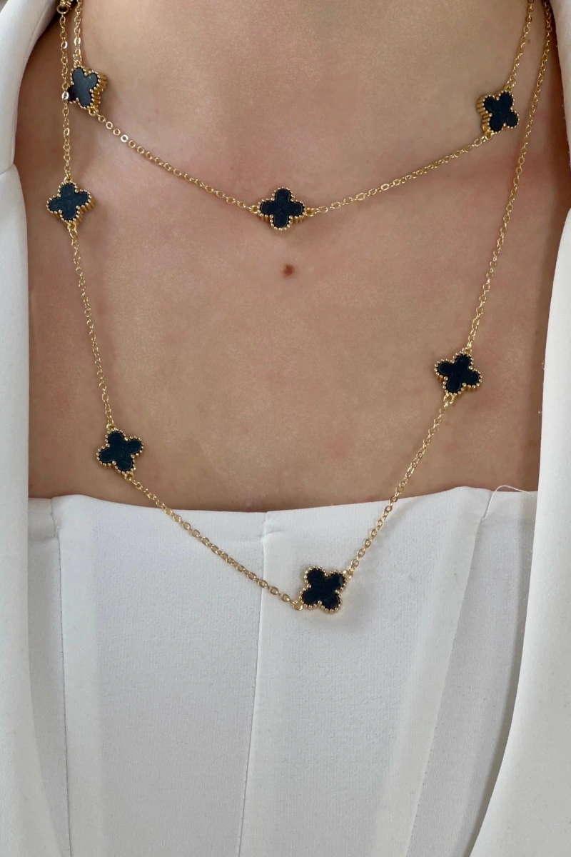 Uzun Siyah Yonca Detay Gold Altın Kaplama Kolye