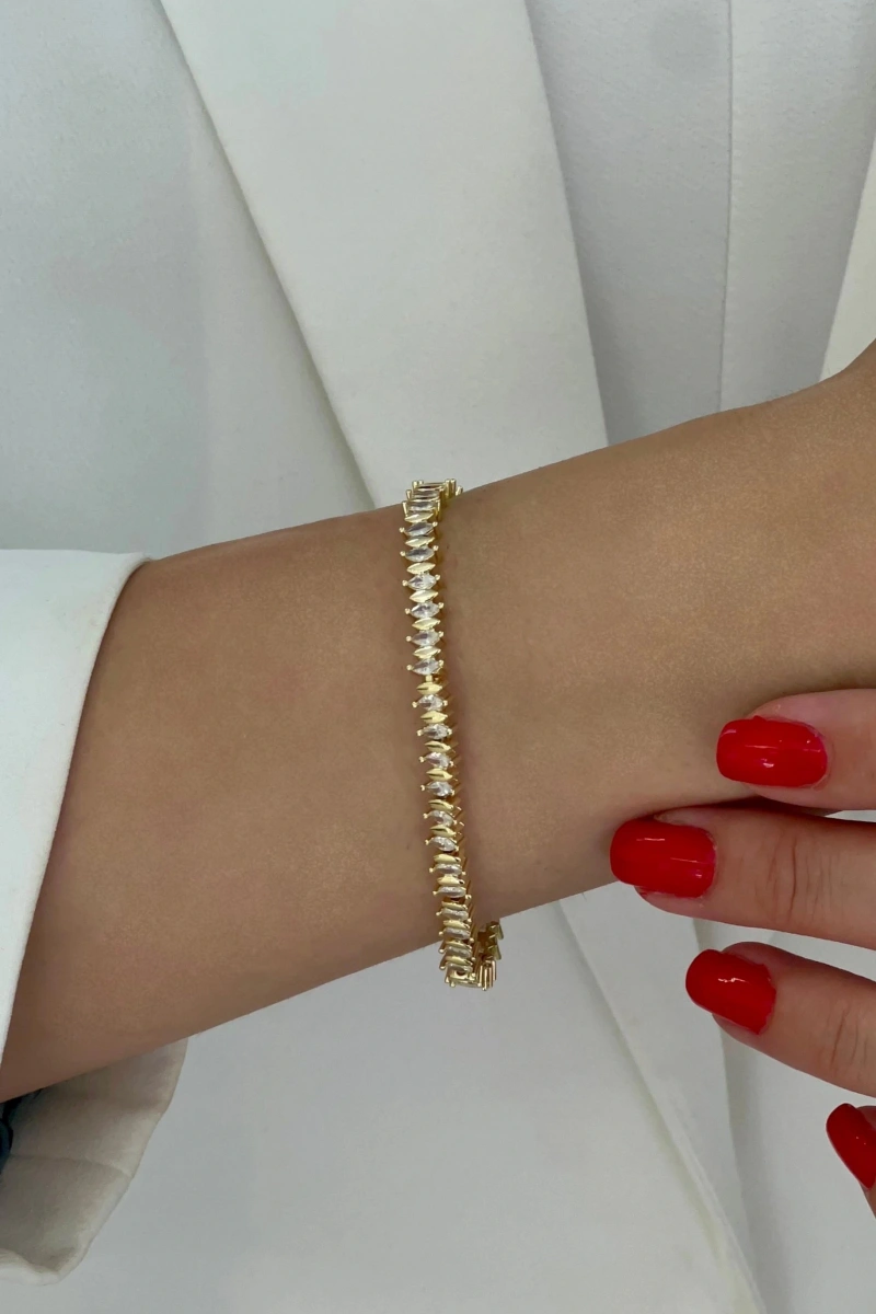Sıralı Damla Model Taş Detay Gold Altın Kaplama Bileklik