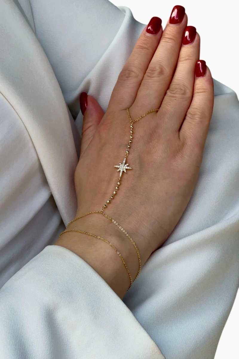 Dorika Model Taşlı Yıldız Detay Gold Altın Kaplama Şahmeran