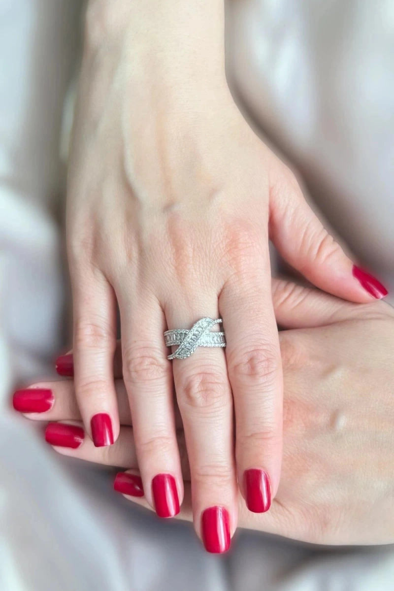 Pasithea Model Zirkon Taşlı Pırlanta Taşlı Yüzük