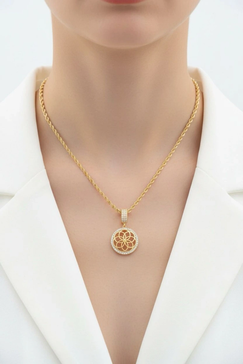 Venus Model Gold Altın Kaplama Kolye