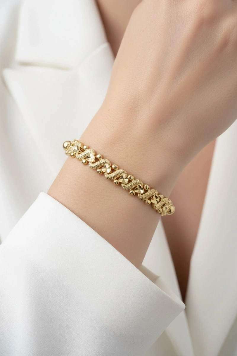 Sarmaşık Model Dorika Detay Gold Altın Kaplama Bileklik