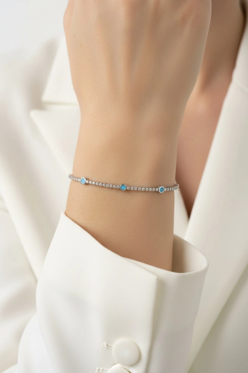 Su Yolu Model Mavi Halka Detay Beyaz Altın Kaplama Bileklik