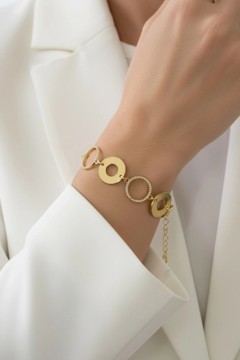 İnce Taşlı Octavia Gold Altın Kaplama Bileklik