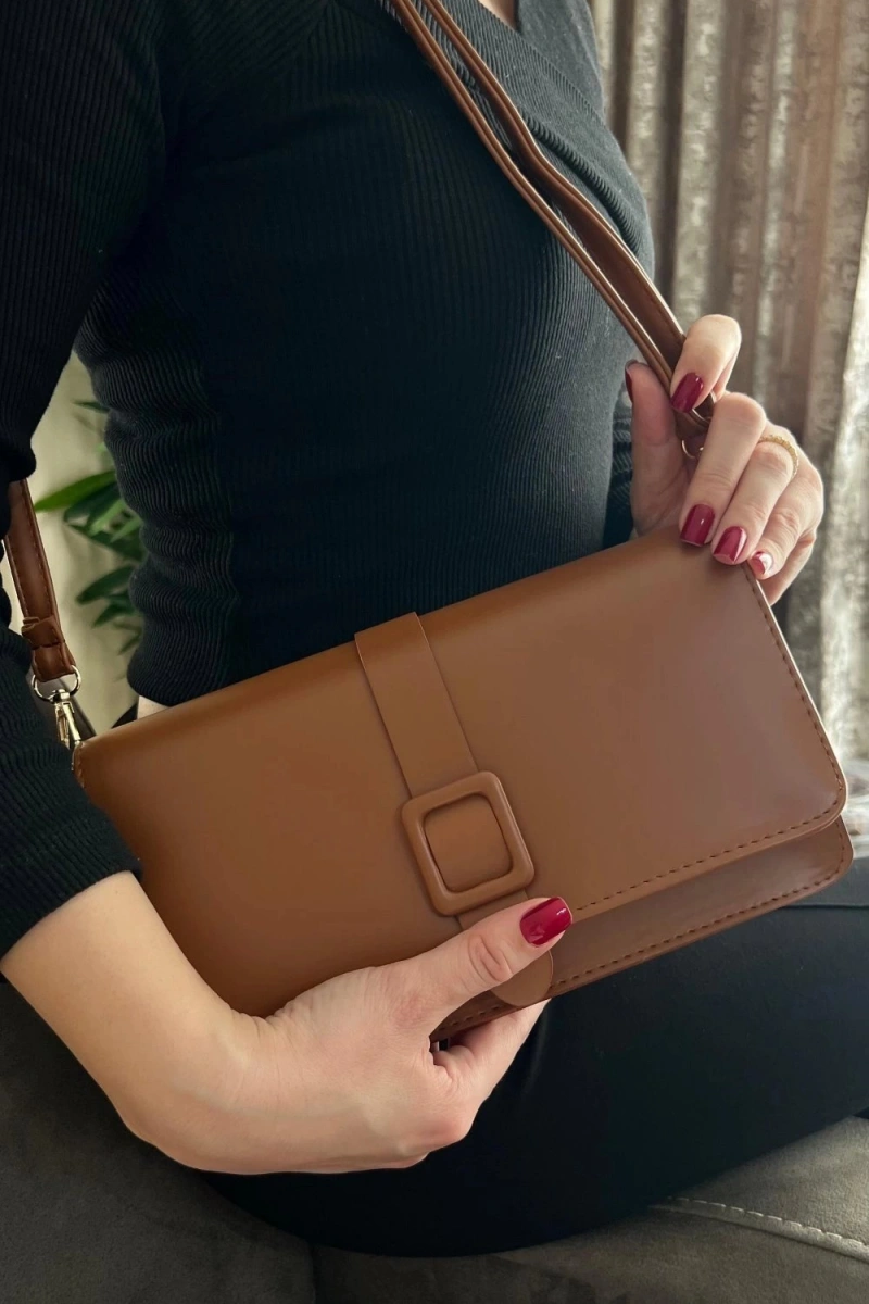 Paris Model Kiremit Rengi Deri Kol Çantası