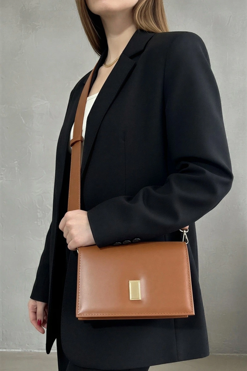 Karmin Model Taba Renk Deri Kol Çantası