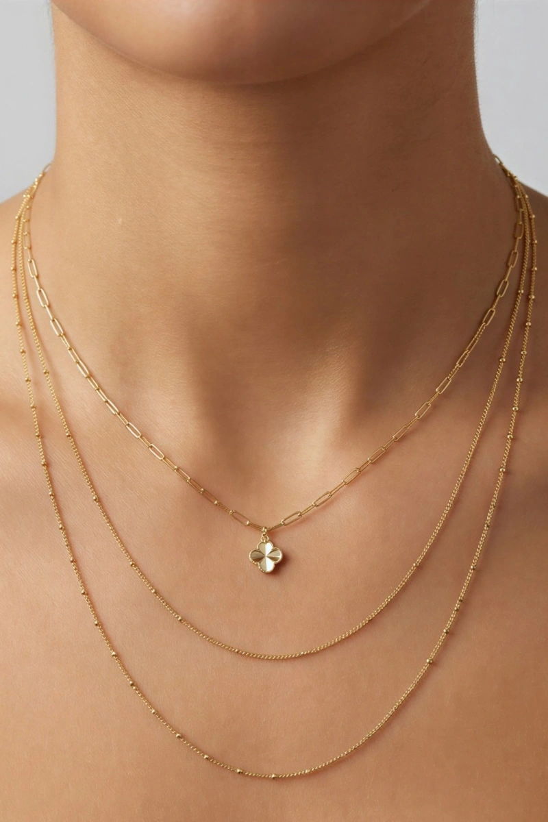 Desenli Yonca Model Gold Altın Kaplama Üçlü Kolye