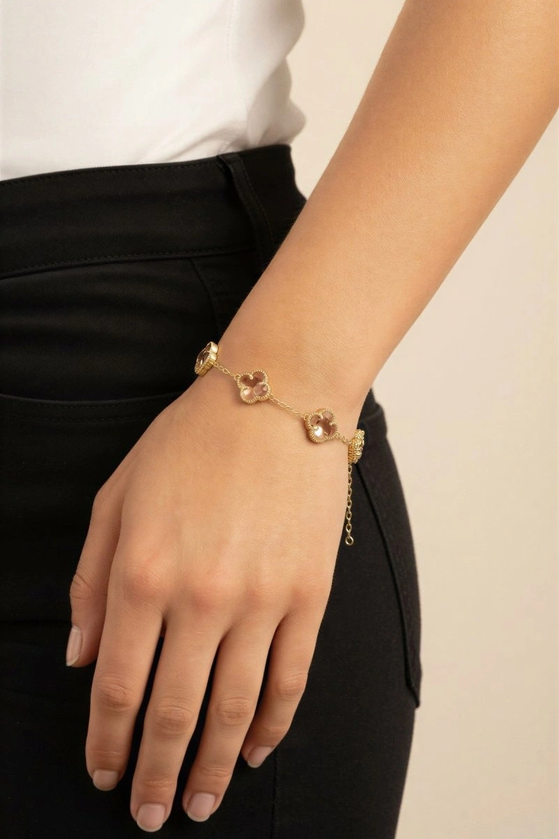 Pembe Renk Yonca Detay Gold Altın Kaplama Bileklik