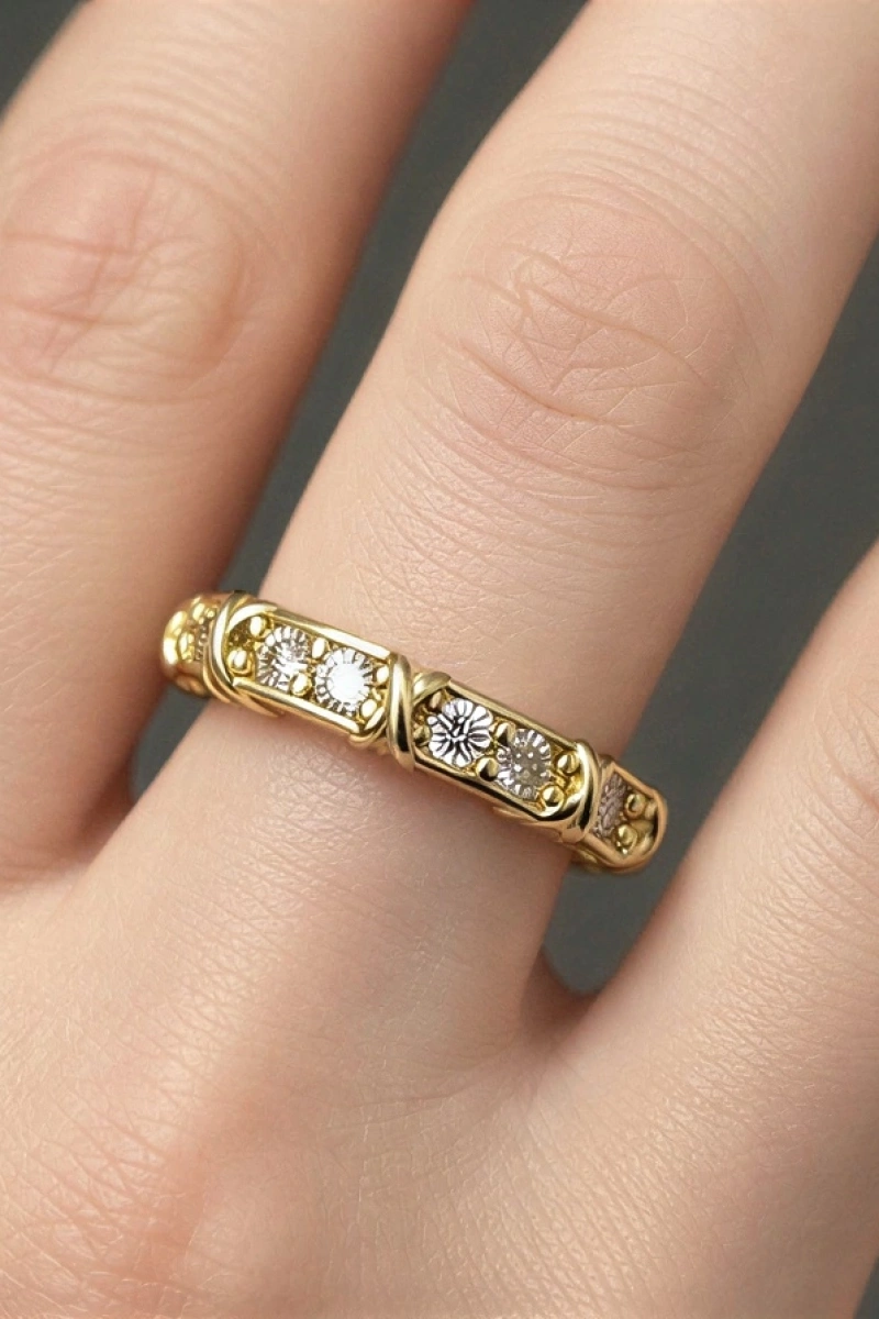 Çarpı Model Taş Detay Gold Altın Kaplama Yüzük