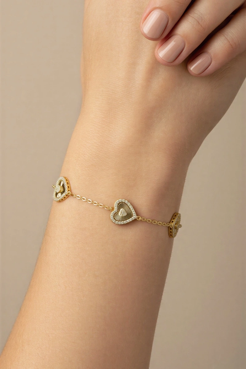 Kalp Model Taş Detay Gold Altın Kaplama Bileklik