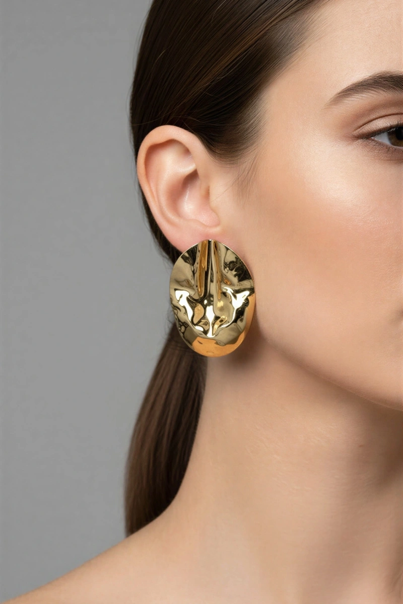 Desenli Halka Model Gold Altın Kaplama Küpe