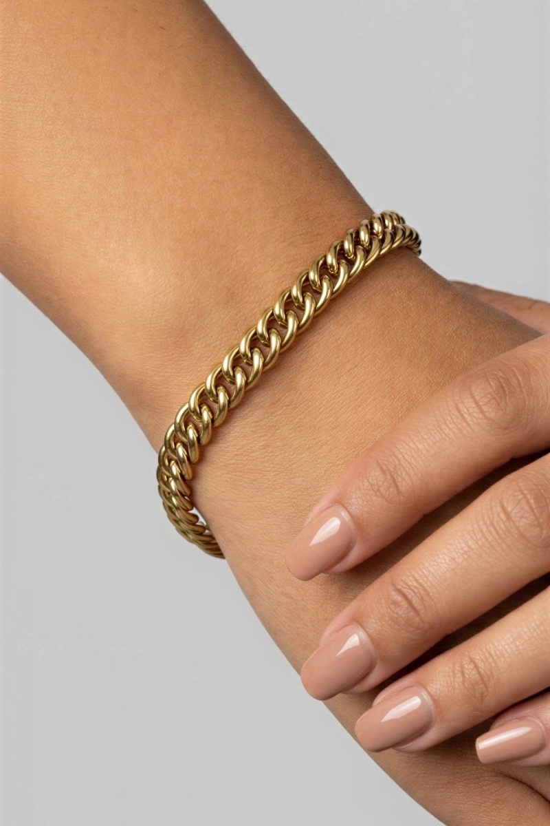 Oval Bağlı Model Gold Altın Kaplama Çelik Bileklik