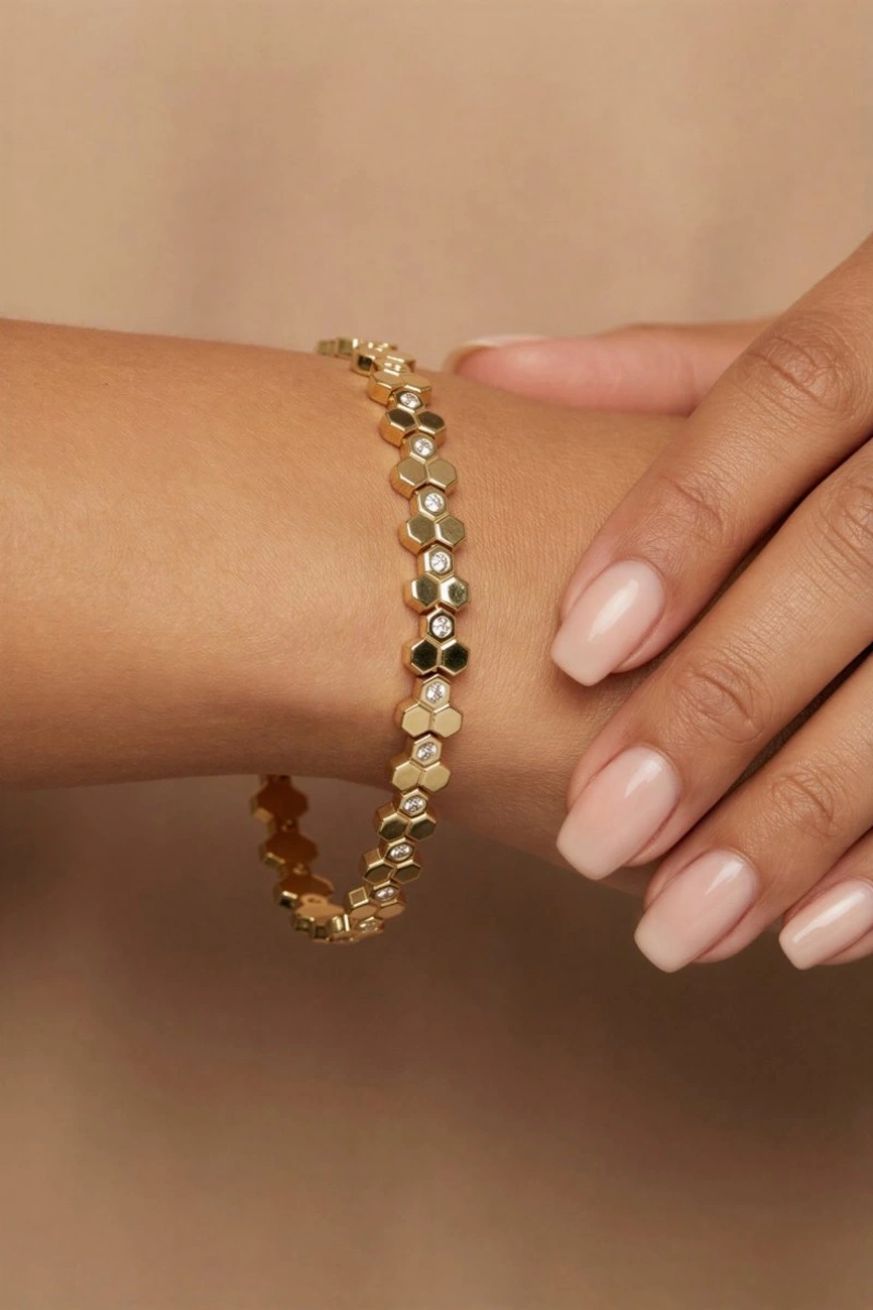 Altıgen Geçiş Taş Detay Gold Altın Kaplama Bileklik