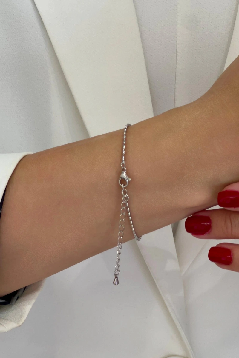 Pul Zincir Yonca Detay Beyaz Altın Kaplama Bileklik