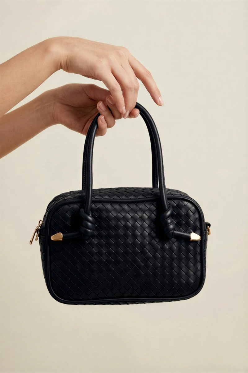 Jersey Model Siyah Renk Deri Kol Çantası