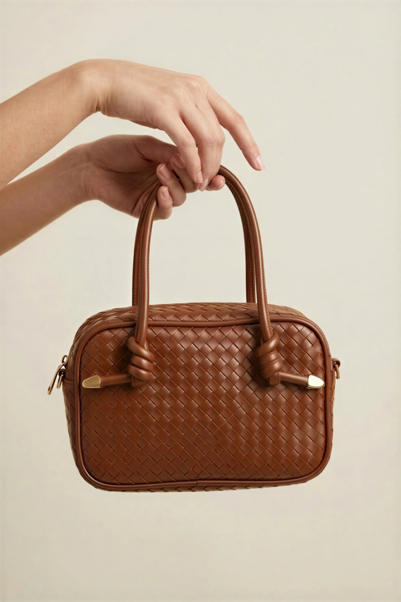 Jersey Model Taba Renk Deri Kol Çantası