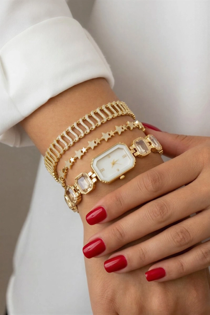 Zeus Saat Model Kombin