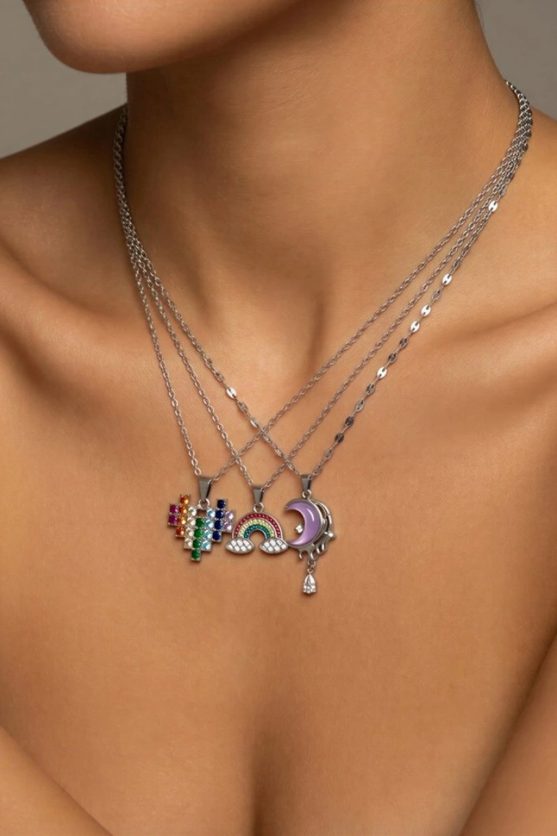 Üçlü Renkli Taş Kolye Kombin