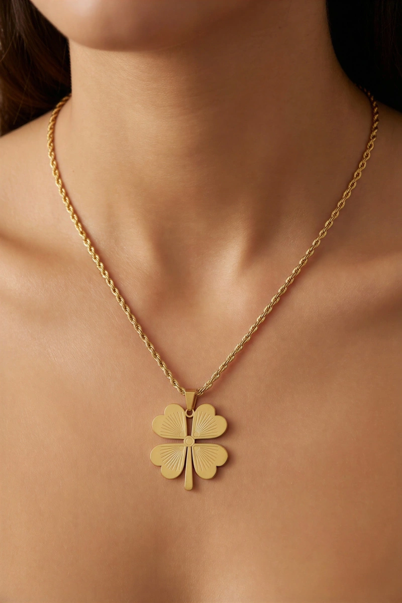 Uzun Zincir ORTA Yonca Detay Gold Altın Kaplama Kolye