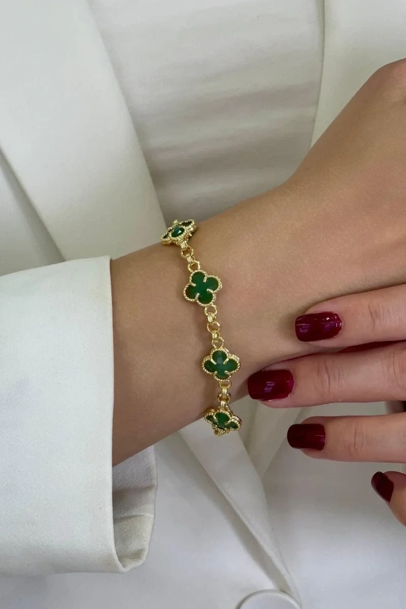 Yeşil Renk Detay Yonca Model Gold Altın Kaplama Bileklik
