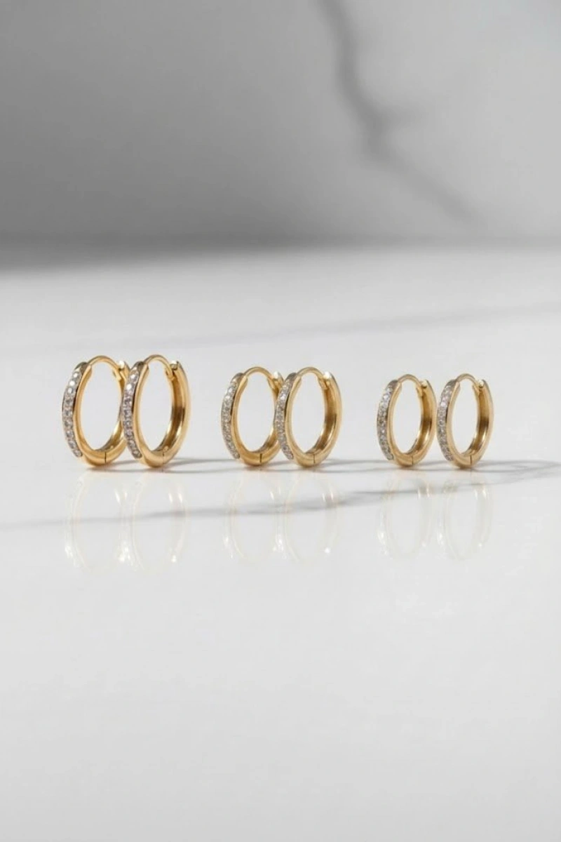 Taş Detay Altılı Gold Altın Kaplama Çelik Küpe