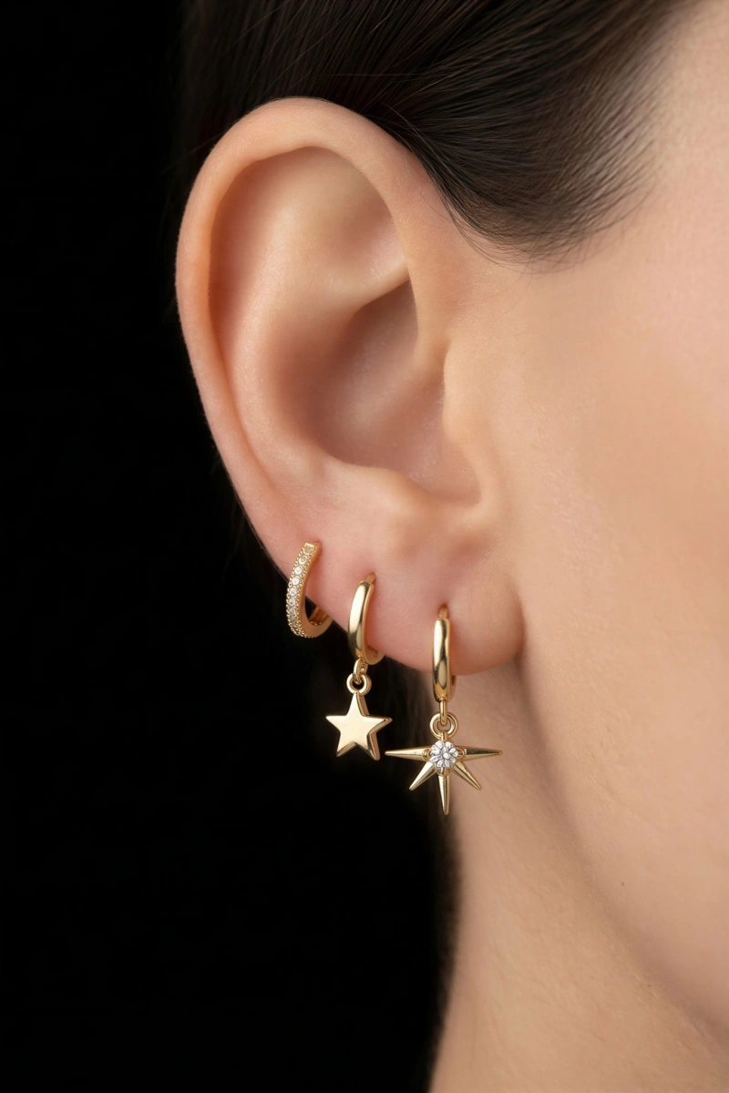 Yarım Yıldız Model Gold Altın Kaplama Üçlü Küpe