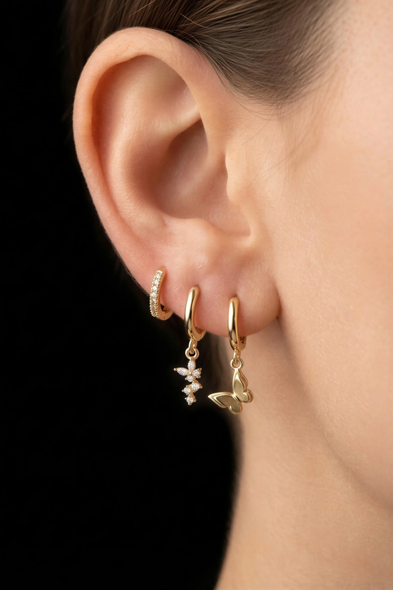 Sallantılı Kelebek Model Gold Altın Kaplama Üçlü Küpe