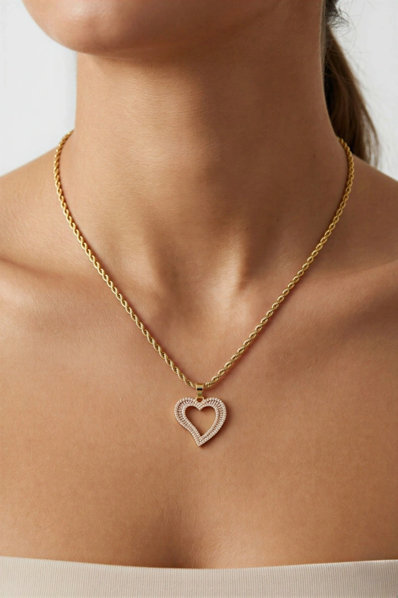 Taşlı Kalp Model Uzun Burgu Zincir Gold Altın Kaplama Çelik Kolye