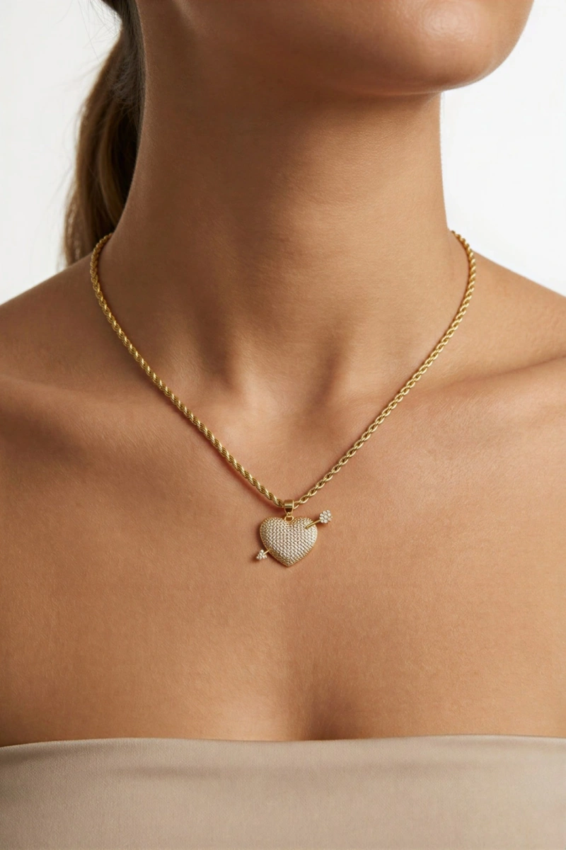 Tam Taş Kalp Model Gold Altın Kaplama Çelik Kolye