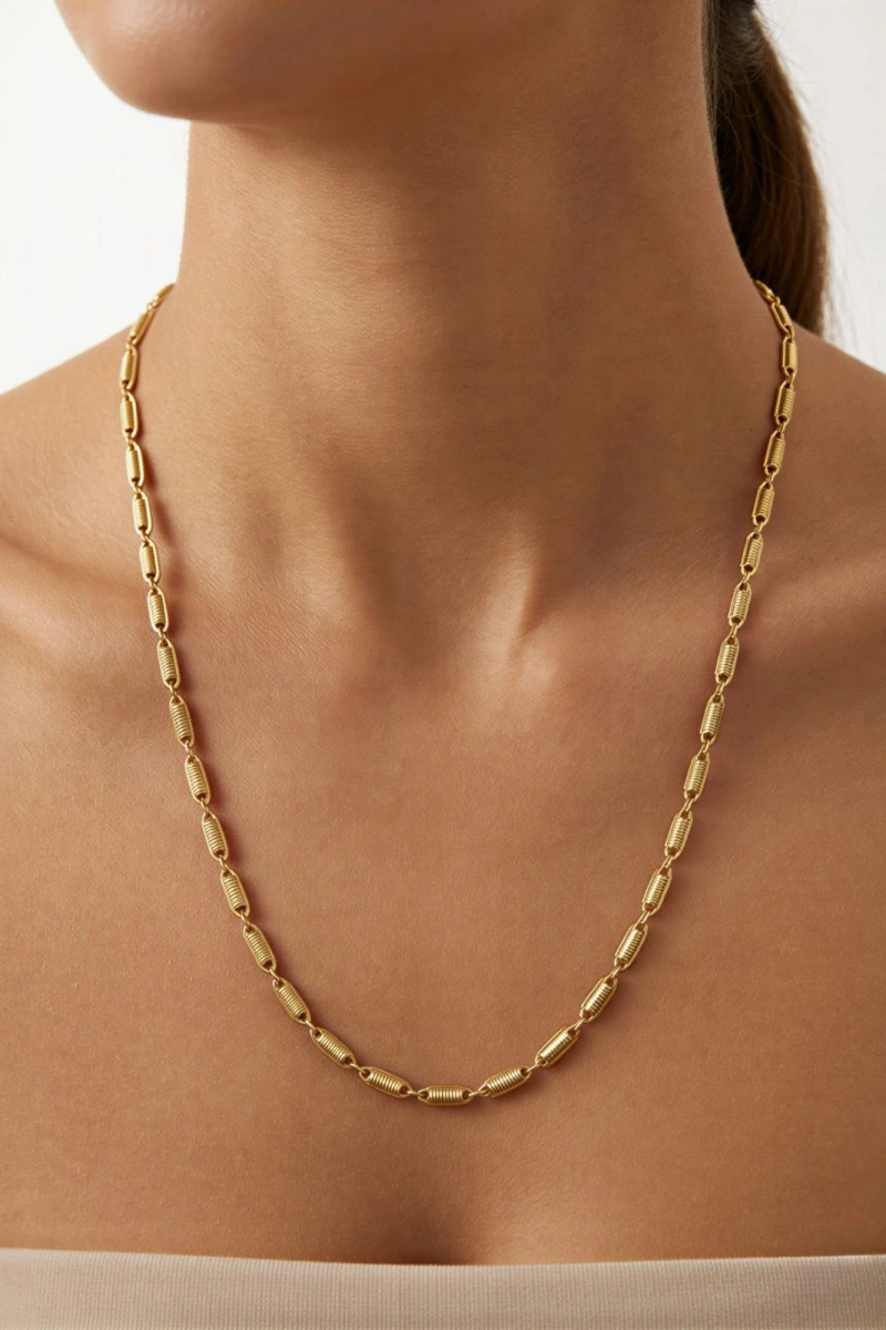 Bayanay Model Gold Altın Kaplama Çelik Kolye