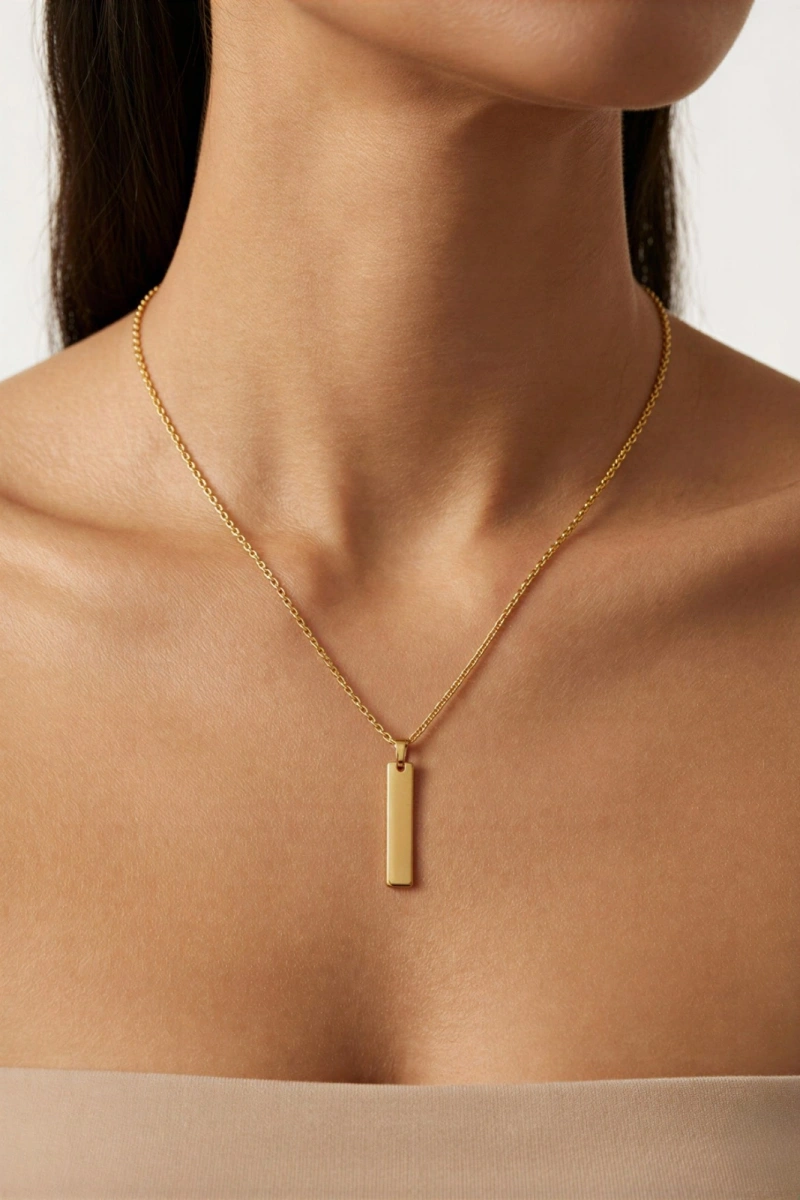 İnce Zincir Uzun Plaka Detay Gold Altın Kaplama Kolye