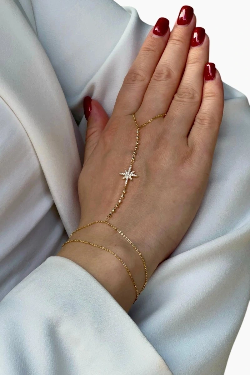 Dorika Model Taşlı Yıldız Detay Gold Altın Kaplama Şahmeran