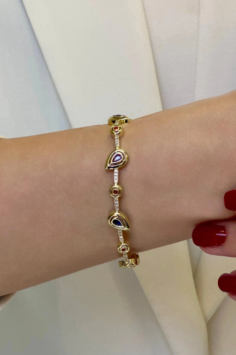 Renkli Yamuk Taş Su Yolu Detay Gold Altın Kaplama Bileklik