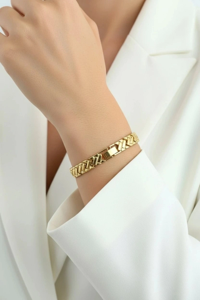 Taş Detay Çapraz Model Gold Altın Kaplama Bileklik