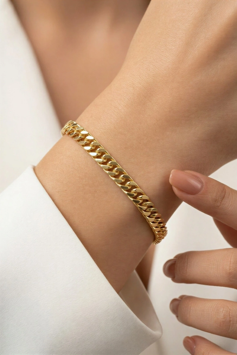 İnce Sıra Sık Geçiş Detaylı Gold Altın Kaplama Çelik Bileklik