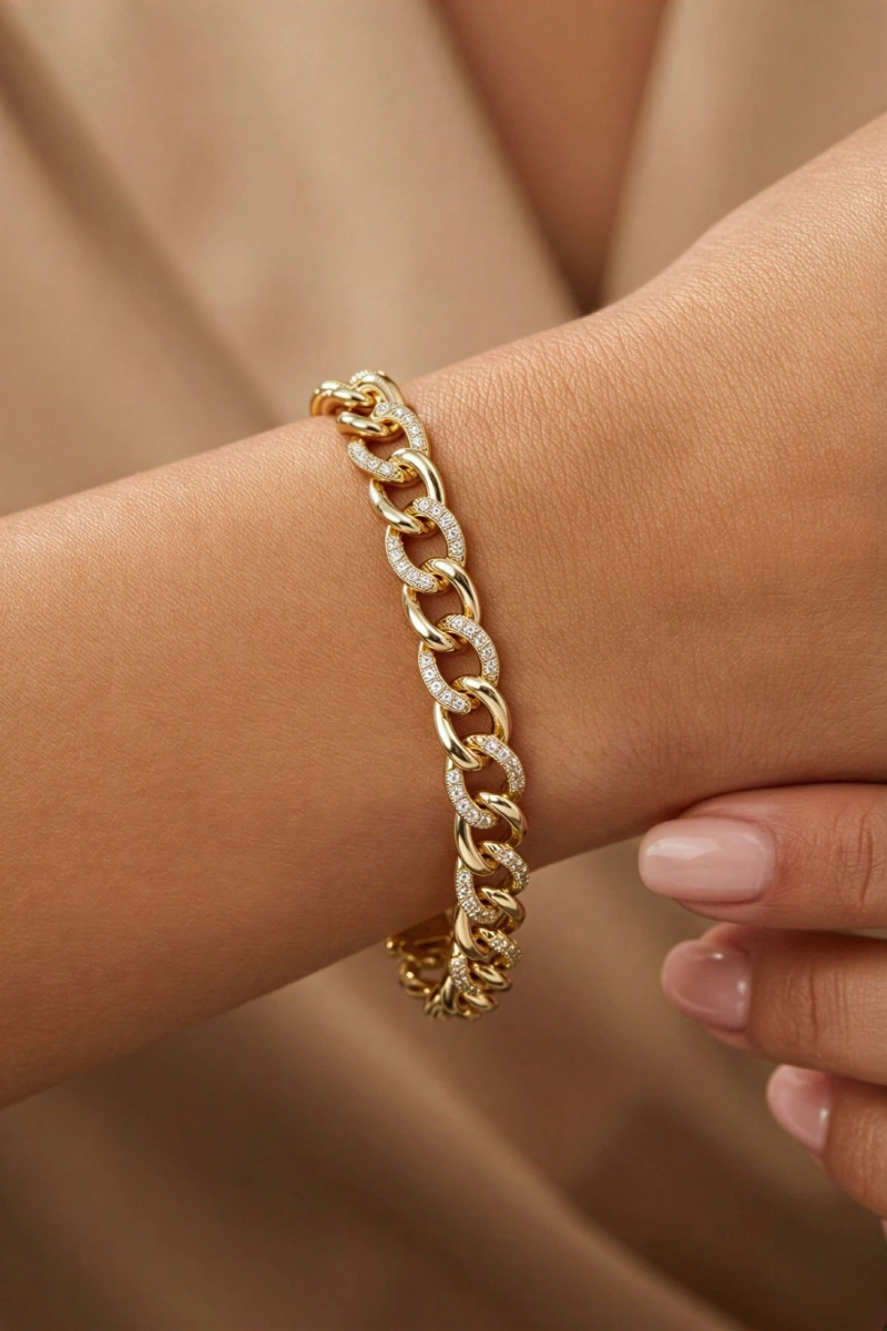 Taş Detay Geçme Halka Model Gold Altın Kaplama Bileklik