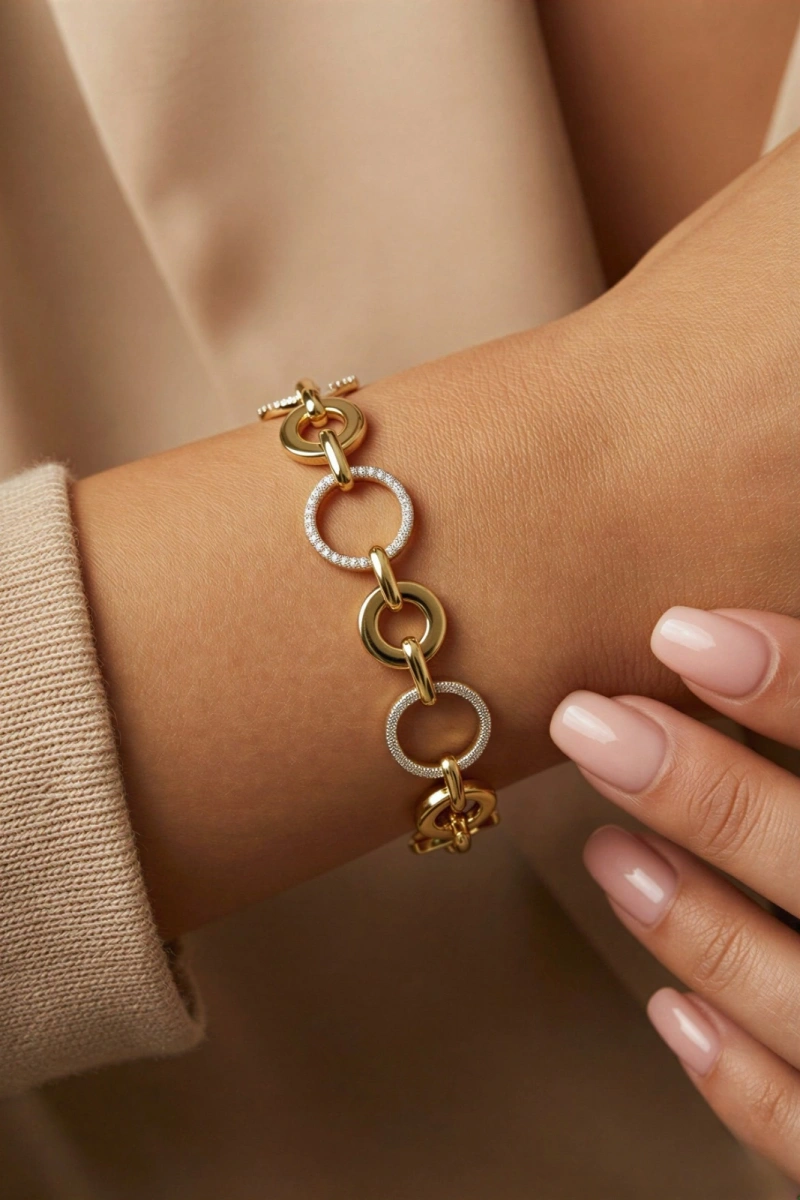 İnce Taşlı Octavia Gold Altın Kaplama Bileklik