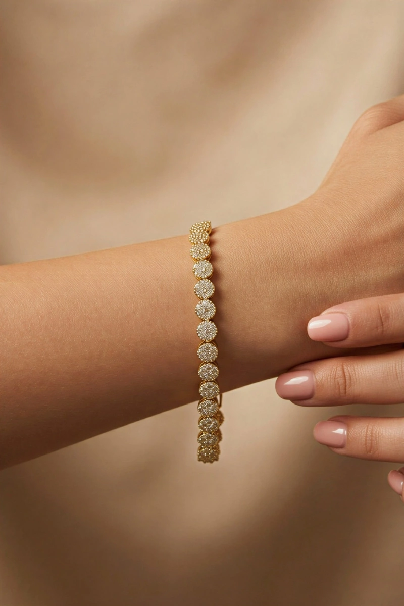 Taş Detay Çiçek Model Gold Altın Kaplama Bileklik