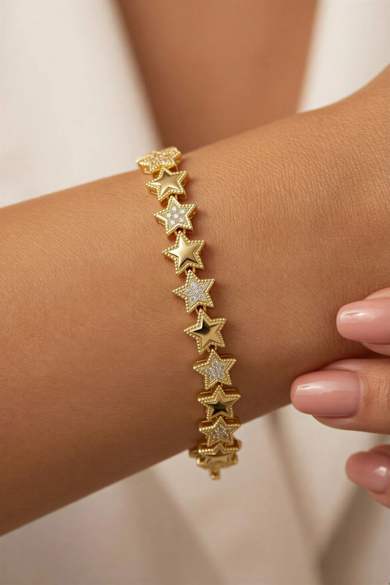 Yarı Taşlı Tombul Yıldız Gold Altın Kaplama Bileklik