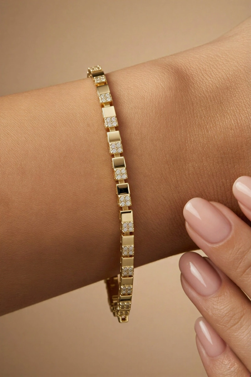 Çift Küp Taş Detay Gold Altın Kaplama Bileklik