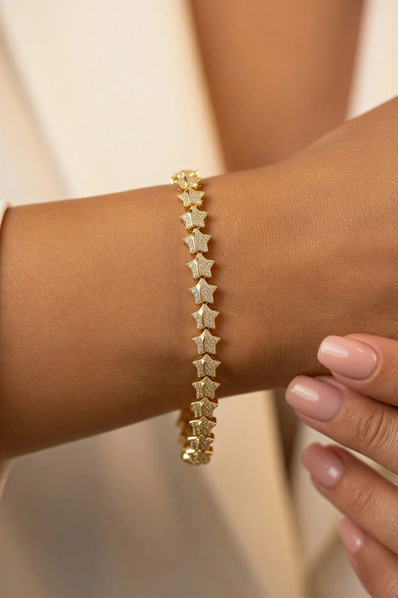 Sıralı Desenli Yıldız Model Gold Altın Kaplama Bileklik