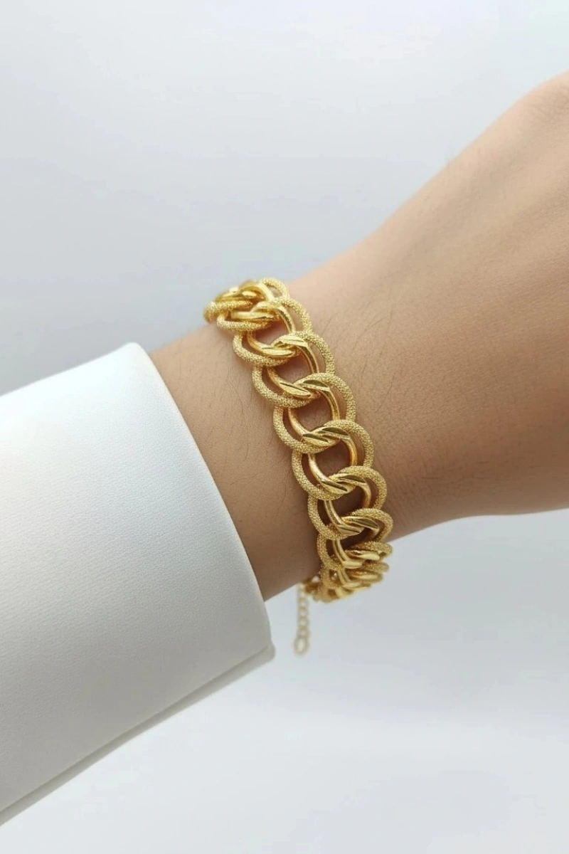 Samanyolu Detay İçi Düz Geçişli Gold Altın Kaplama Kuyum Bileklik
