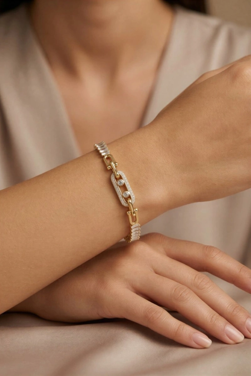 Silindir Model Taş Detay Gold Altın Kaplama Bileklik