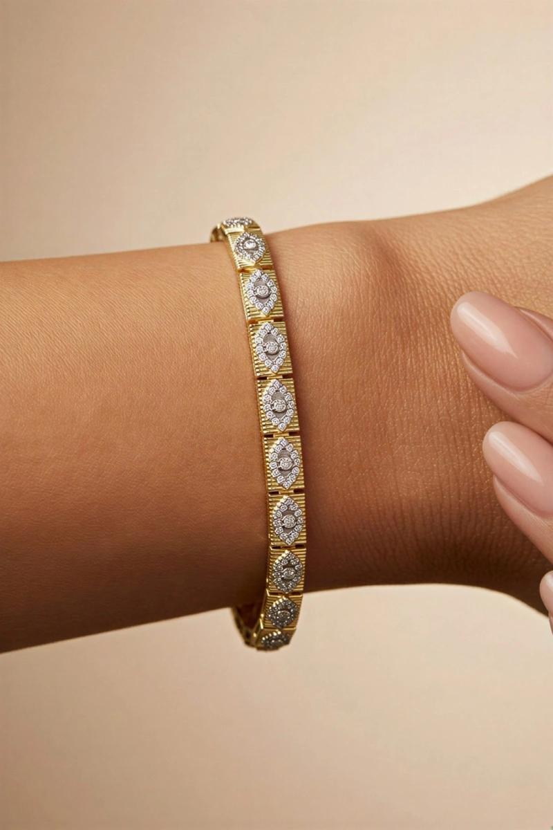 Sıralı Göz Model Taş Detay Gold Altın Kaplama Bileklik